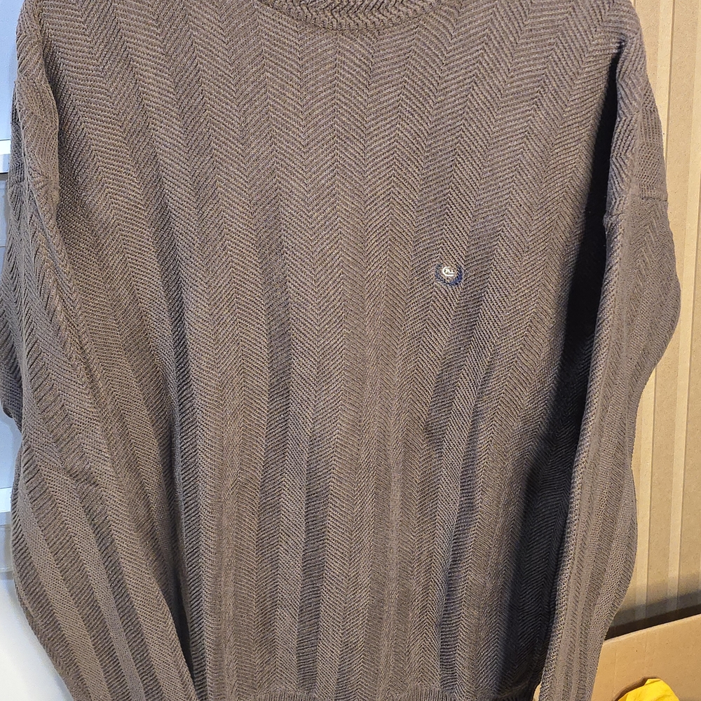 Chaps Men's Taupe Crewneck Sweater